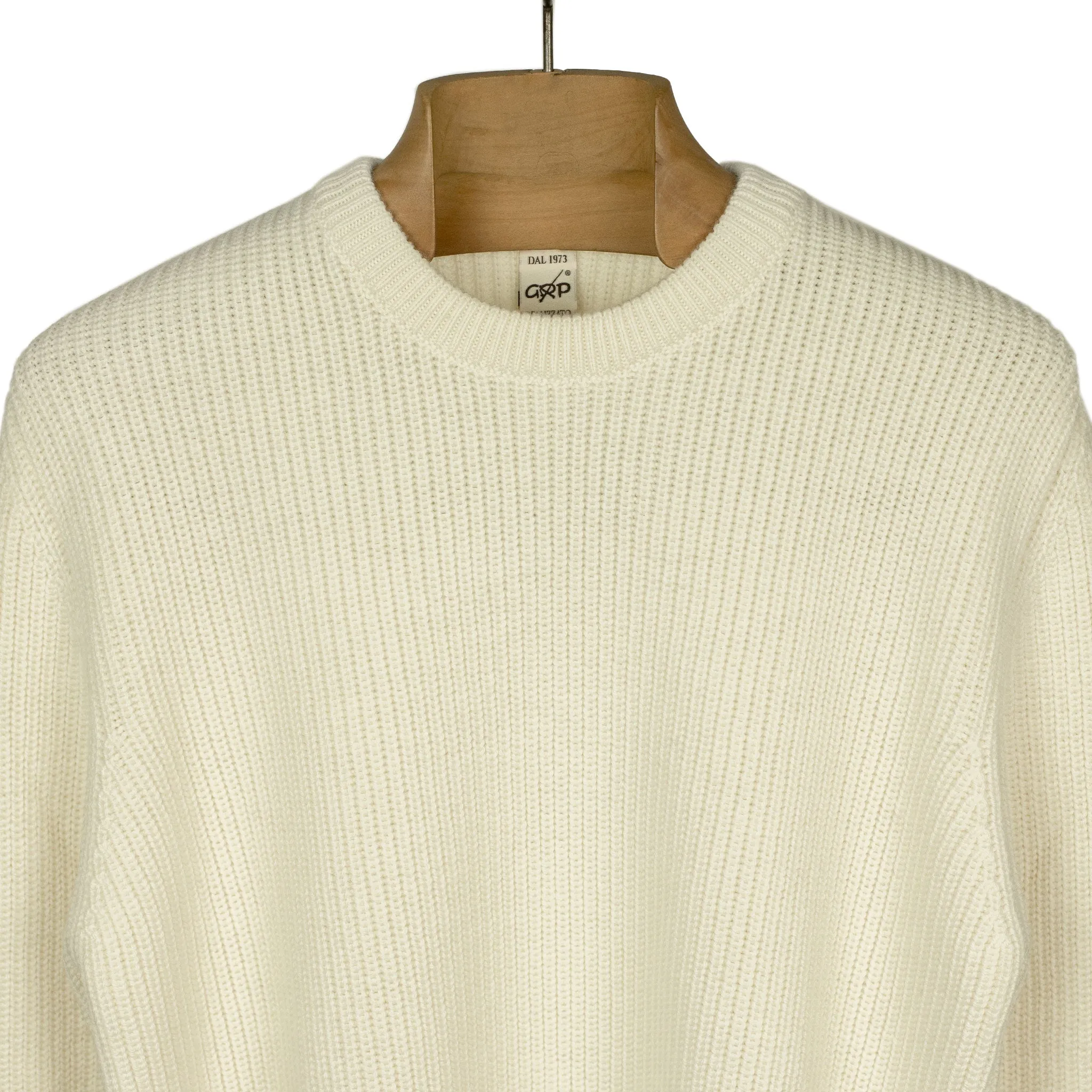 Chunky ribbed crewneck sweater in ecru merino wool (restock)