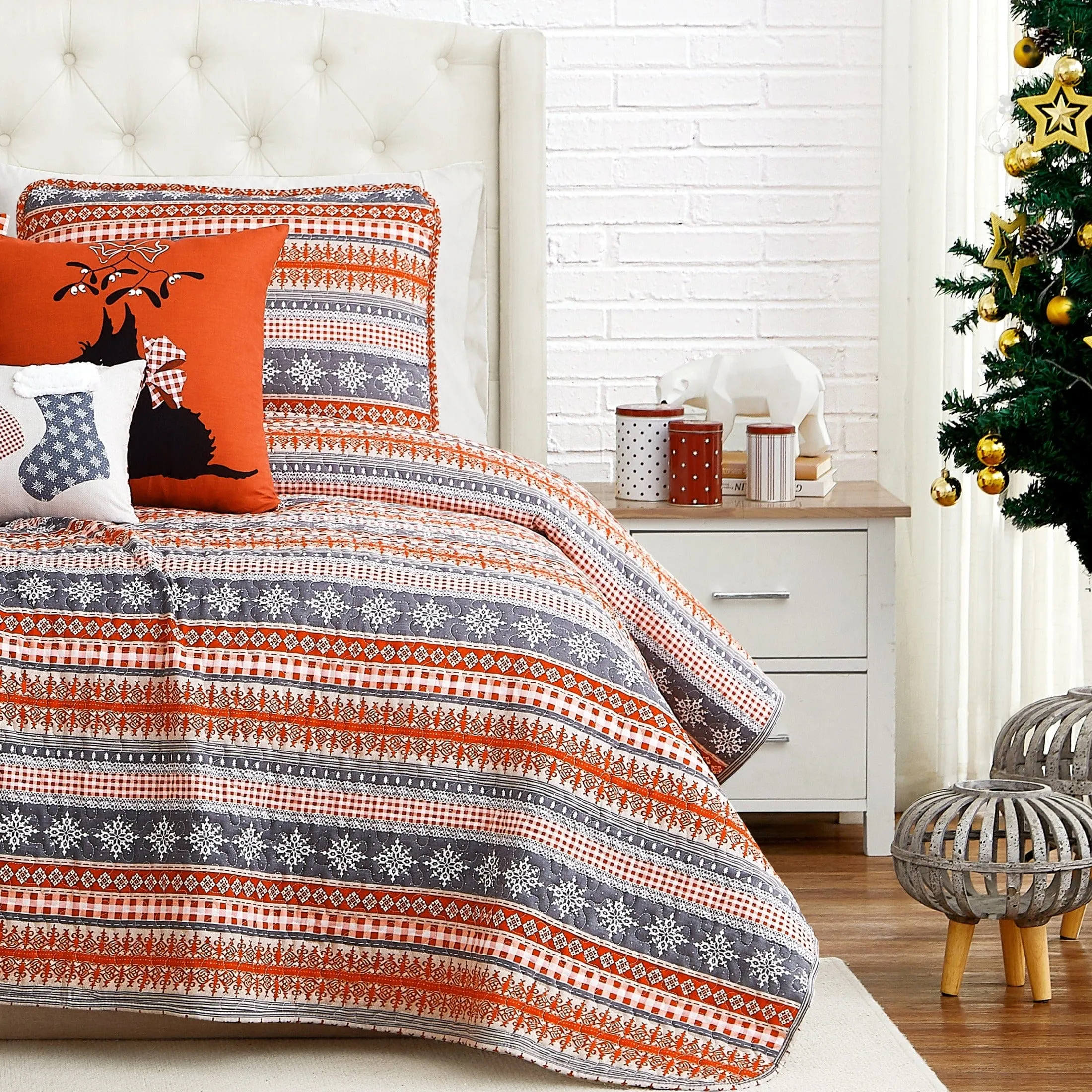 Cozy Cottage 6-Piece Quilt Bedding Set