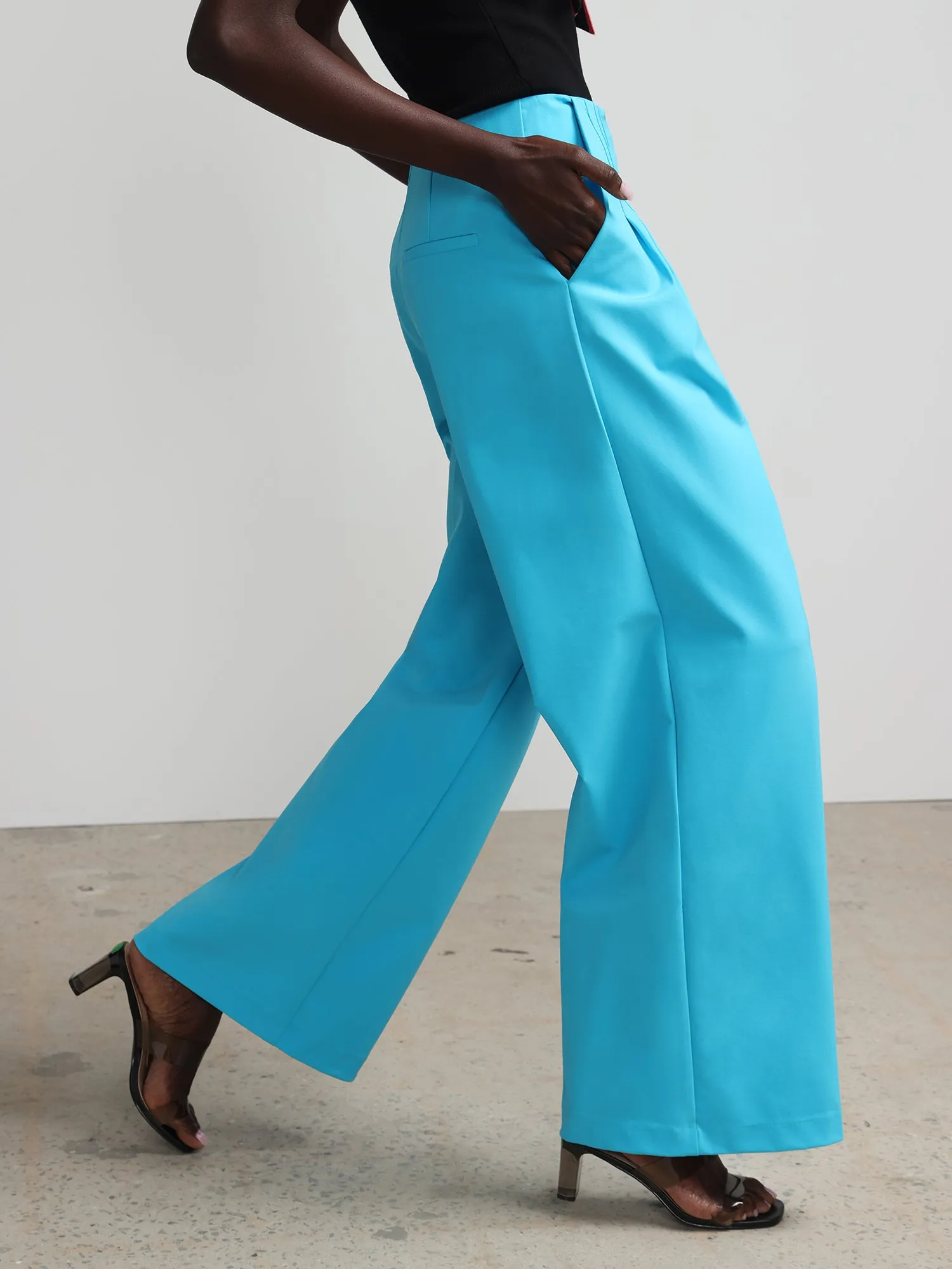 Pleated Wide-Leg Pant - Fit To Flatter