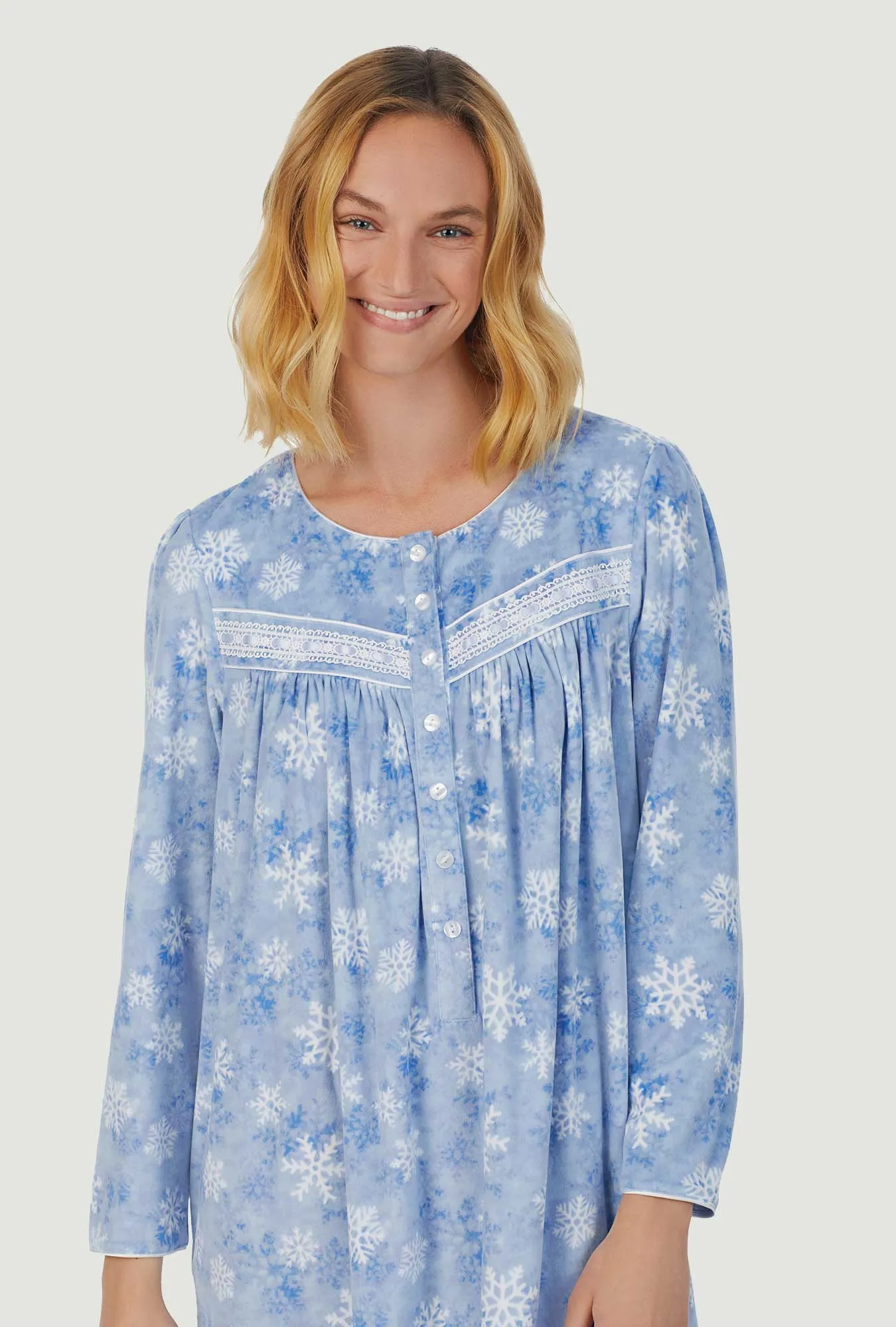 Snowflake Wonderland Cozy Fleece Gown